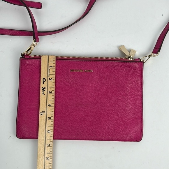 MICHAEL KORS Leather Double Pouch Crossbody - Picture 13 of 13